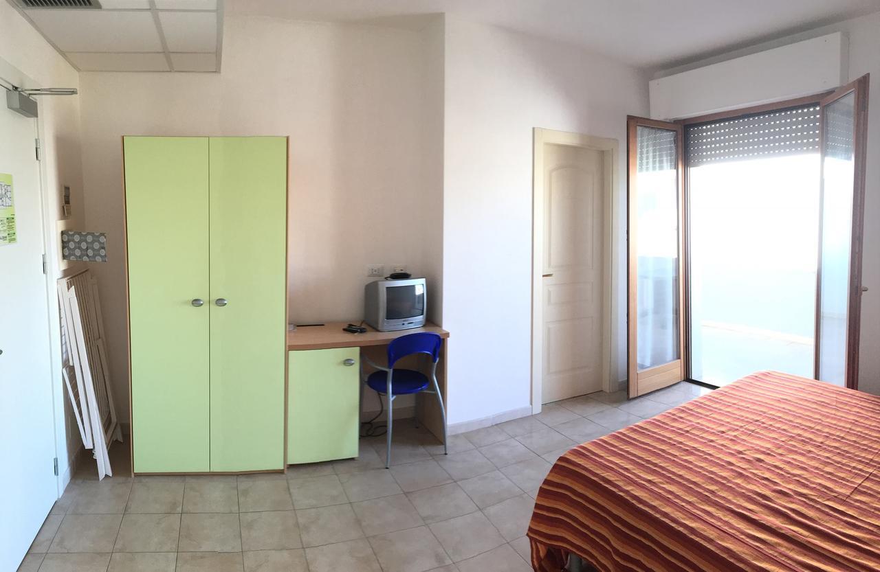 Claudia Residence Alba Adriatica Buitenkant foto
