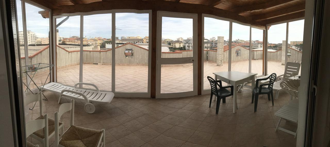Claudia Residence Alba Adriatica Buitenkant foto